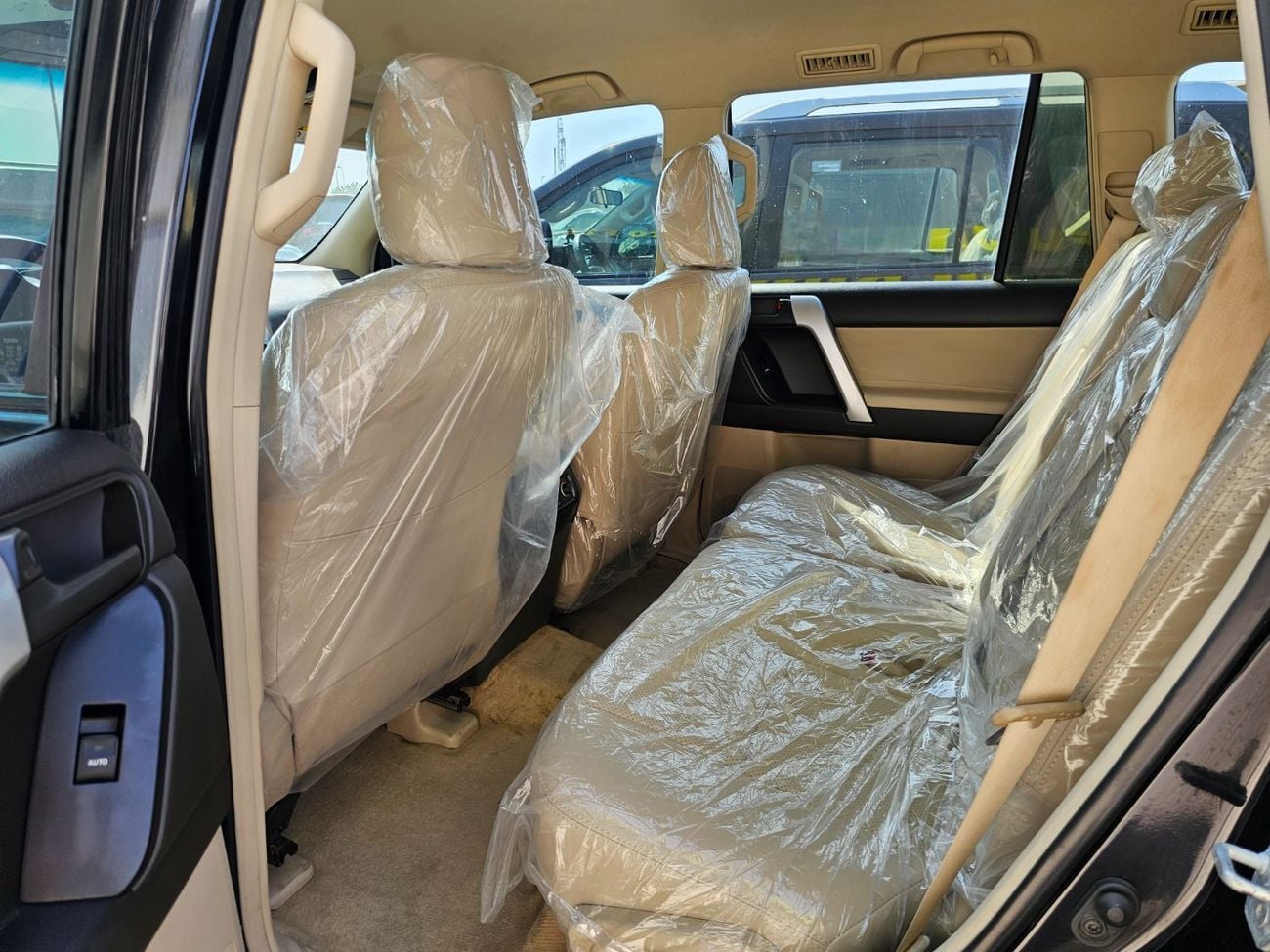 Toyota Prado TXL LHD 2.8L 1GD-FTV Diesel Engine Original Black Color cylinder Automatic Gear 4WD 7 Seats 5 Doors