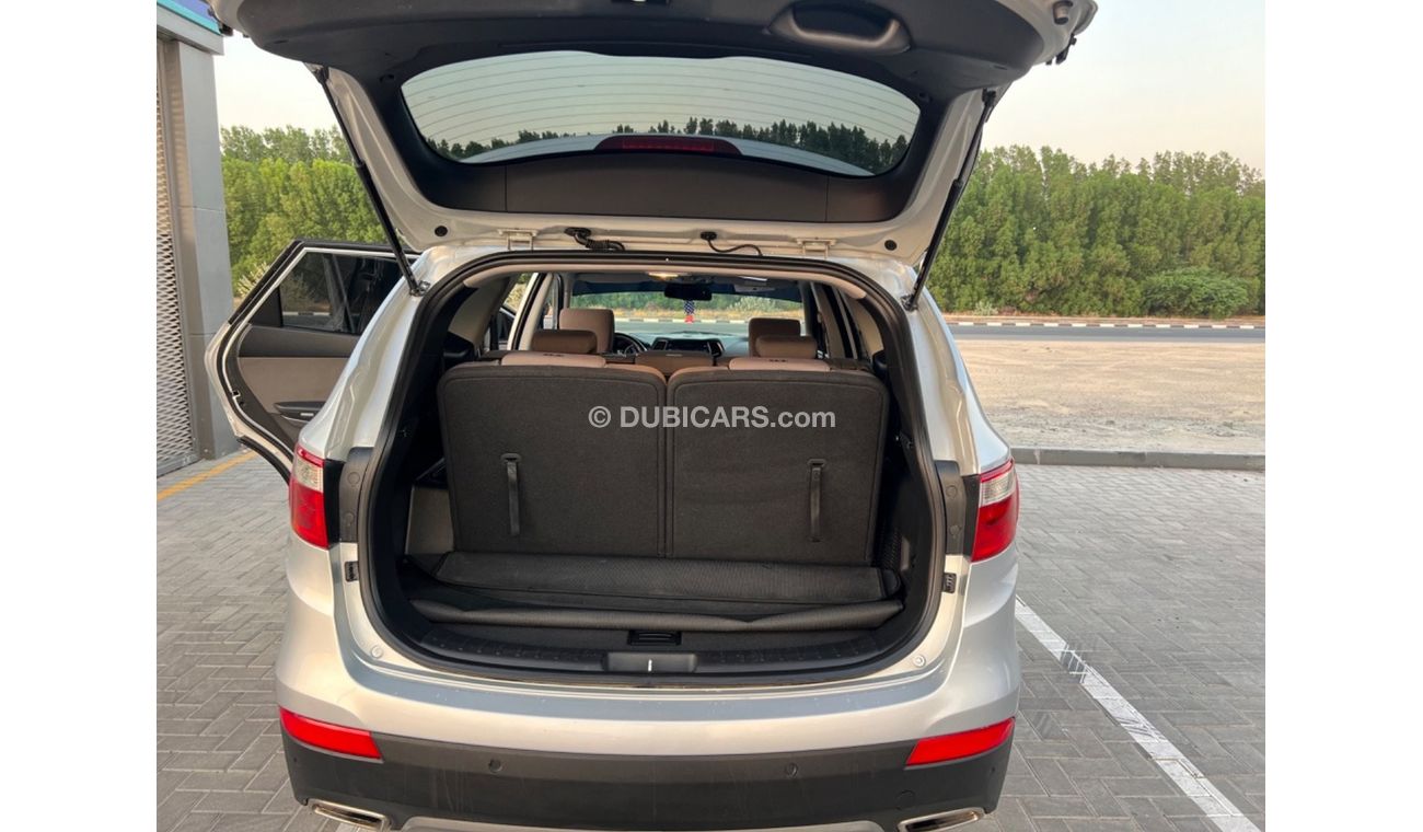 Hyundai Santa Fe GLS Top