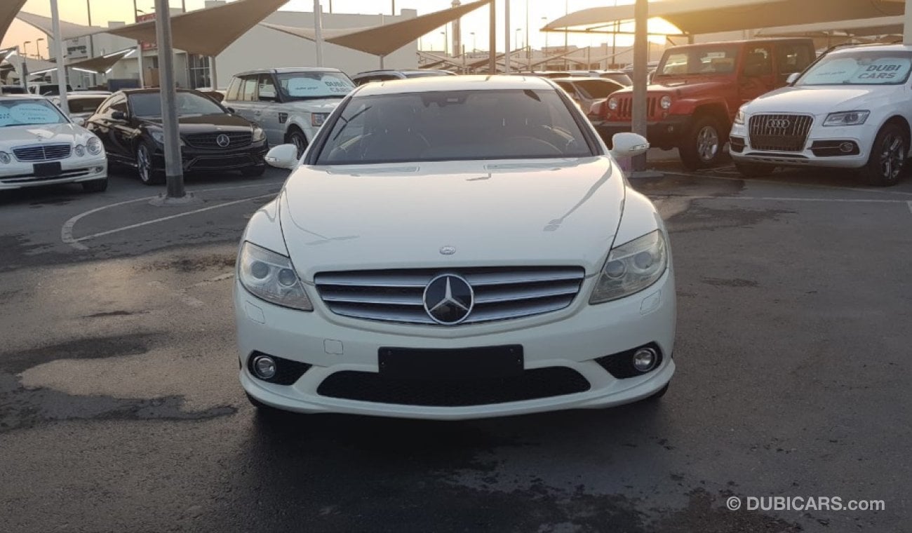 مرسيدس بنز CL 500 موديل 2008 خليجي فل مواصفات كراسي جلد ومثبت سرعه وتحكم كهربي كامل ونيت فيجن وردار