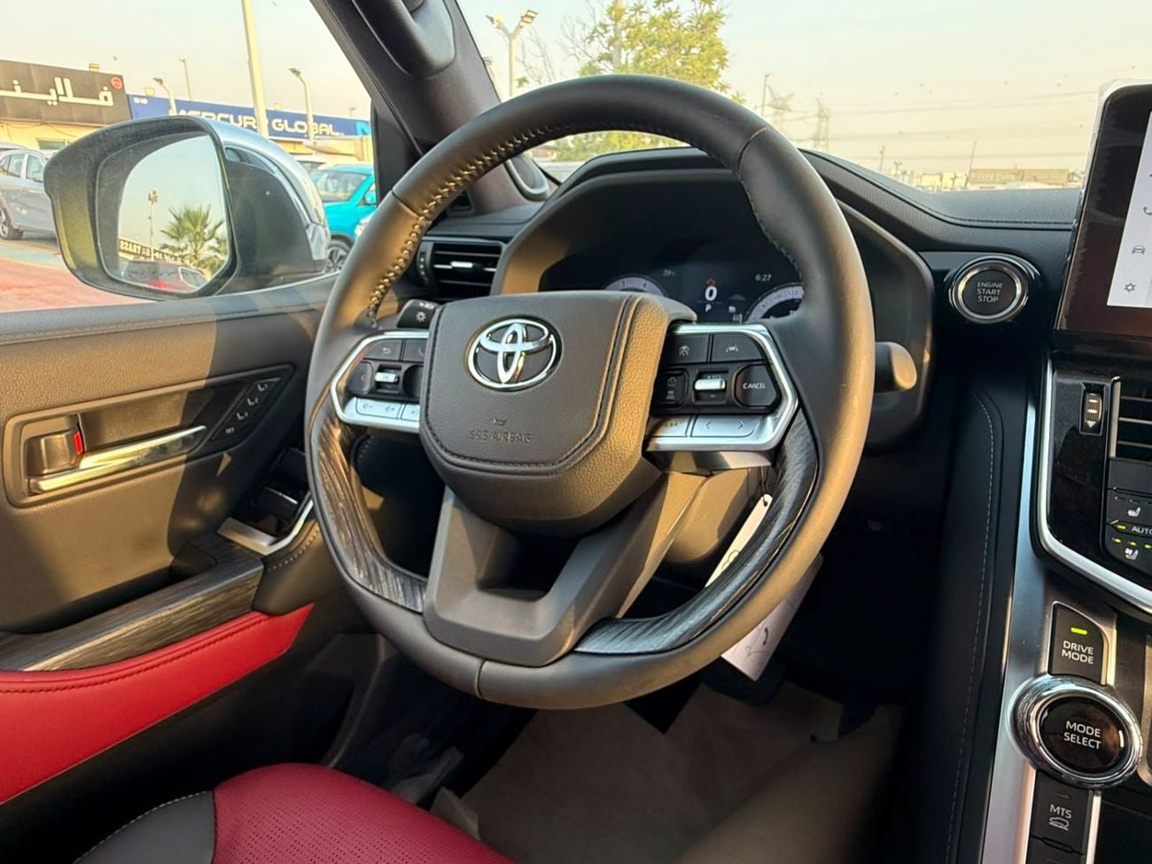 Toyota Land Cruiser LAND CRUISER VXR - A/T . Petrol 3.5L Twin Turbo  . 4X4 . 7 Seats . 2026 Model
