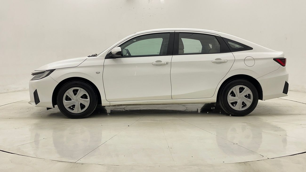 تويوتا يارس E 1.5 | بدون دفعة مقدمة | اختبار القيادة في المنزل