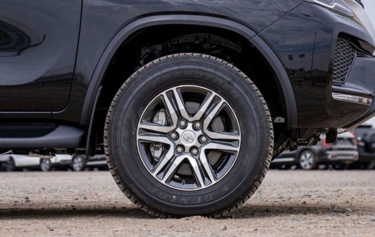 تويوتا فورتونر 2025 TOYOTA FORTUNER 2.7L V4 PETROL