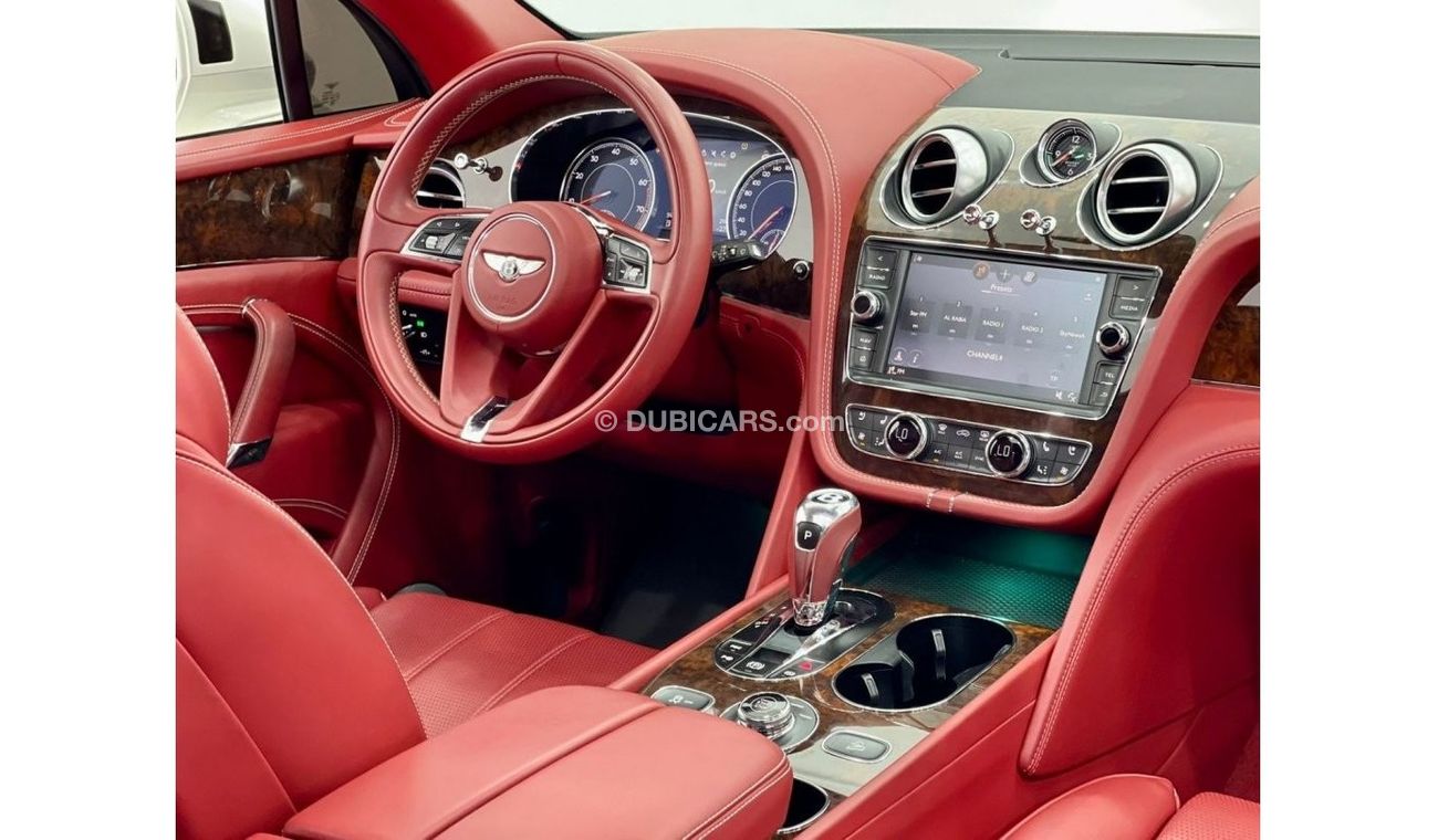 Bentley Continental GT 2018 Bentley Bentayga, Bentley Warranty-Full Service History, GCC