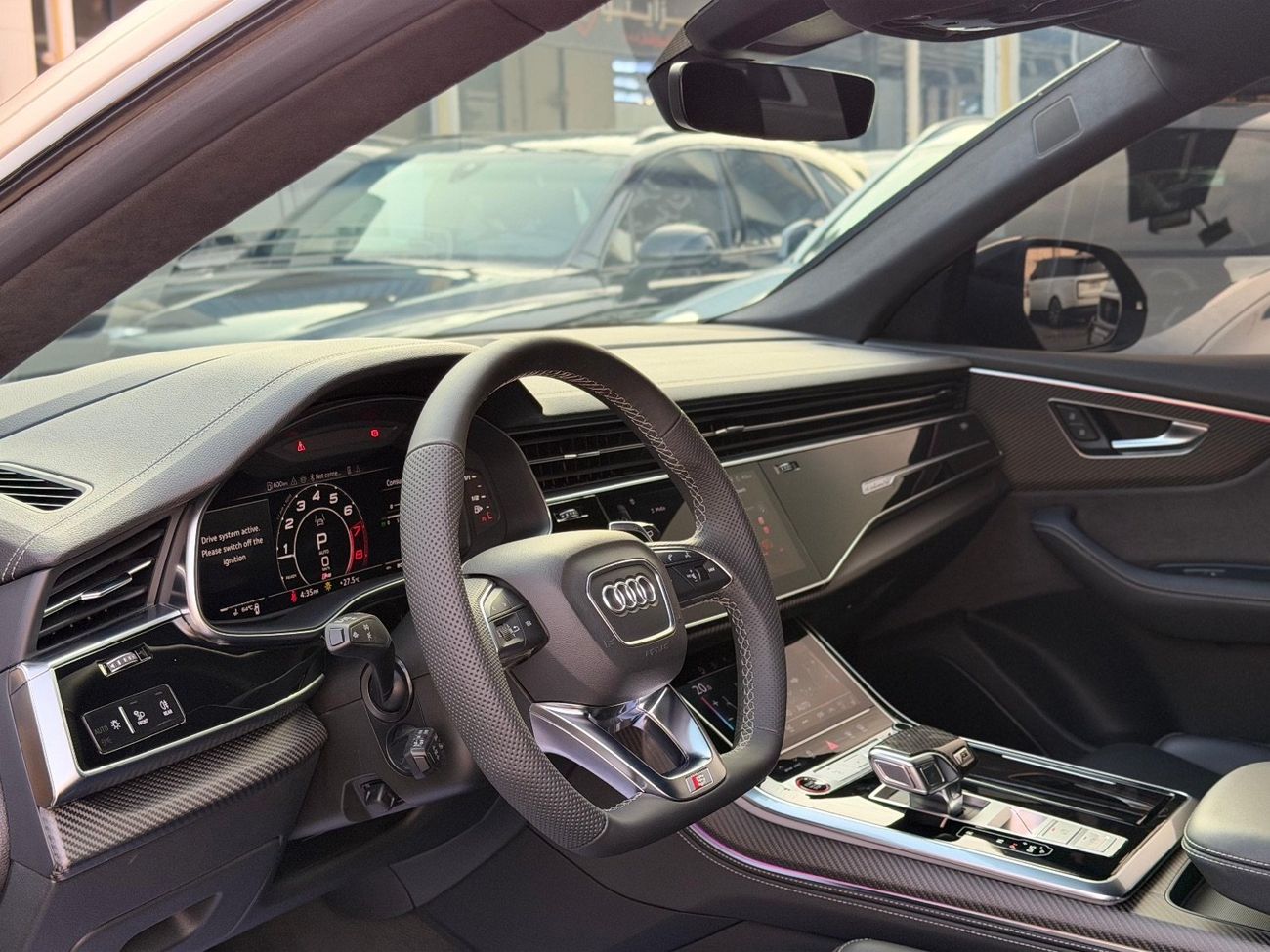 أودي SQ8 4.0 TFSI quattro (507 HP)