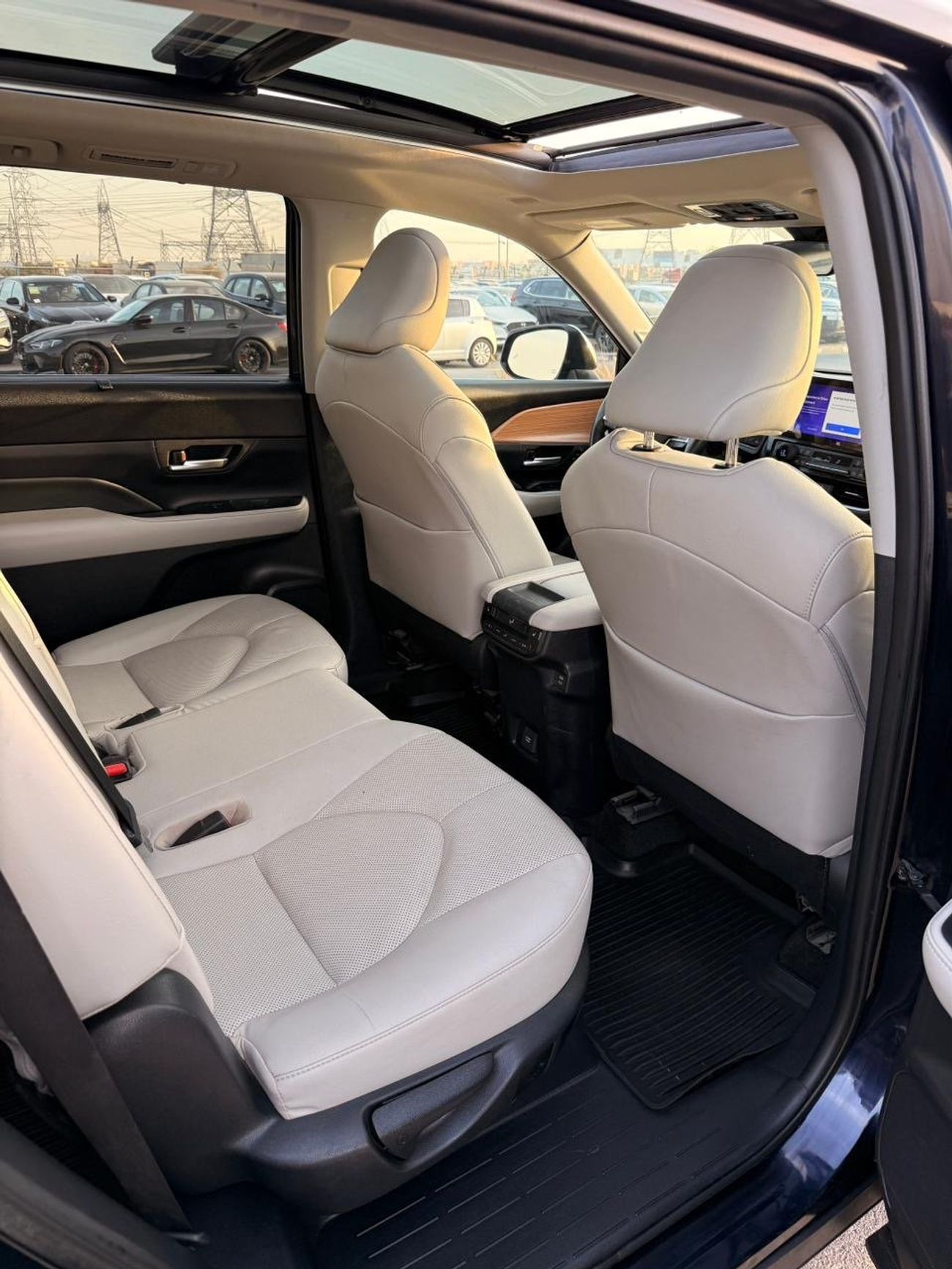 تويوتا جراند هايلاندر Hybrid XLE Full option panoramic, 360 camera 2024