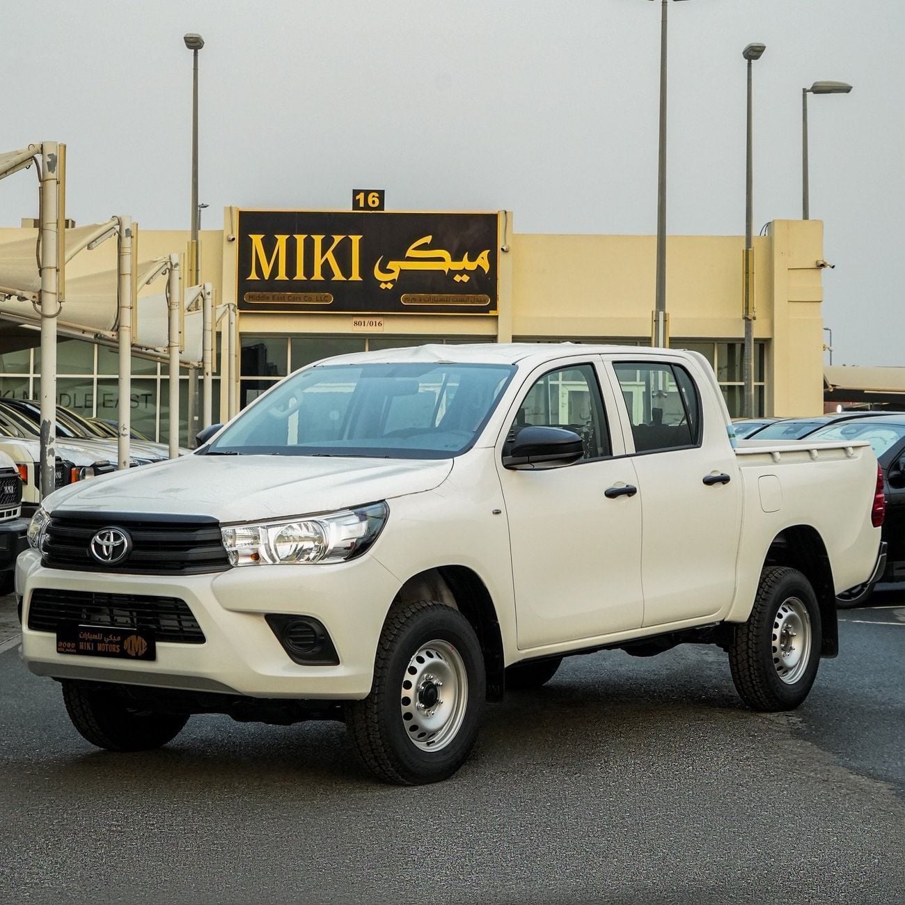 تويوتا هيلوكس DLX 2.4 L | Diesel | 4x4 | D/C | M/T | DIFFLOCK | EXPORT ONLY !