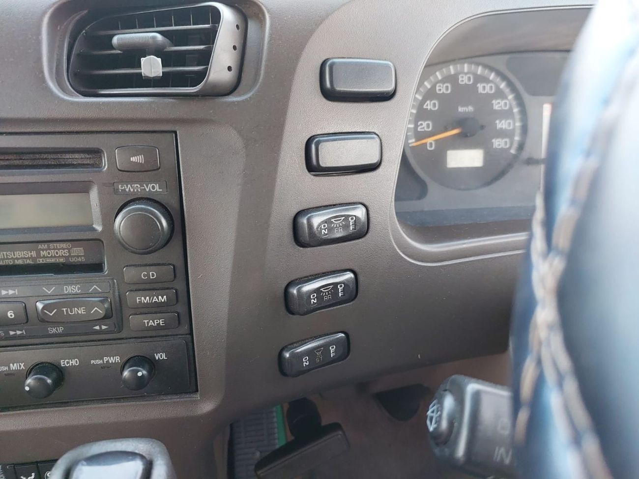 ميتسوبيشي روزا MITSUBISHI ROSA BUS RHD 2002 MODEL 4.8 L DIESEL AUTOMATIC(PM00253)