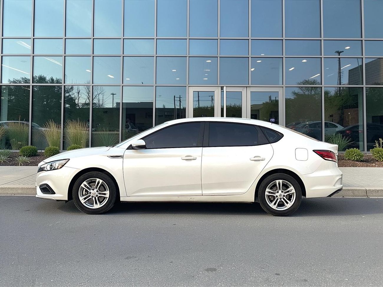 MG 6 Std 1.5L AED 430 P.M | MG  | MG6 | GCC | LOW MILEAGE | 0% DOWNPAYMENT