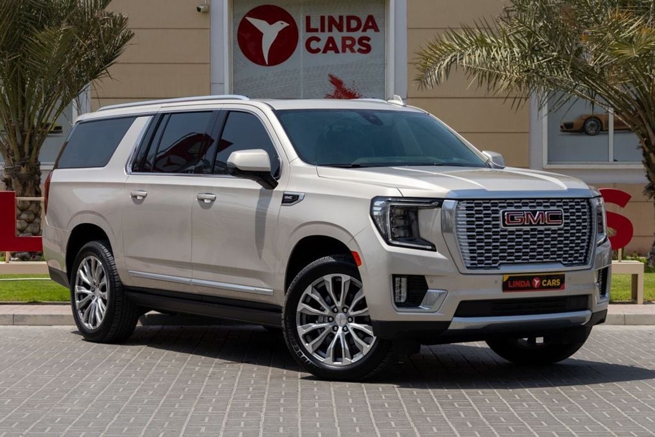 GMC Yukon XL Denali 6.2L (7 Seater)