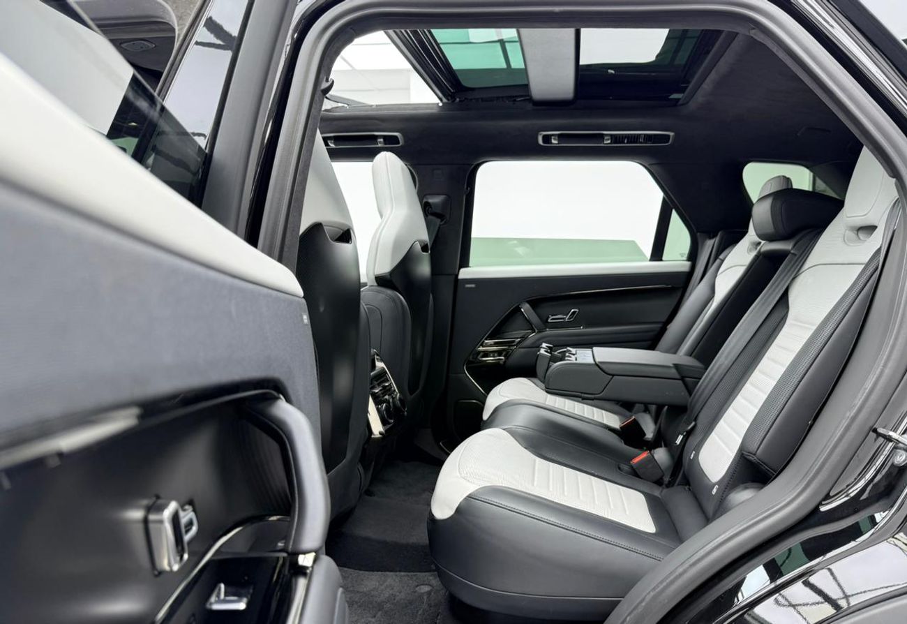 Land Rover Range Rover Sport 2025 Range Rover Sport SV 1st Edition, Warranty, Full RR Service History, Excellent Condition, Euro