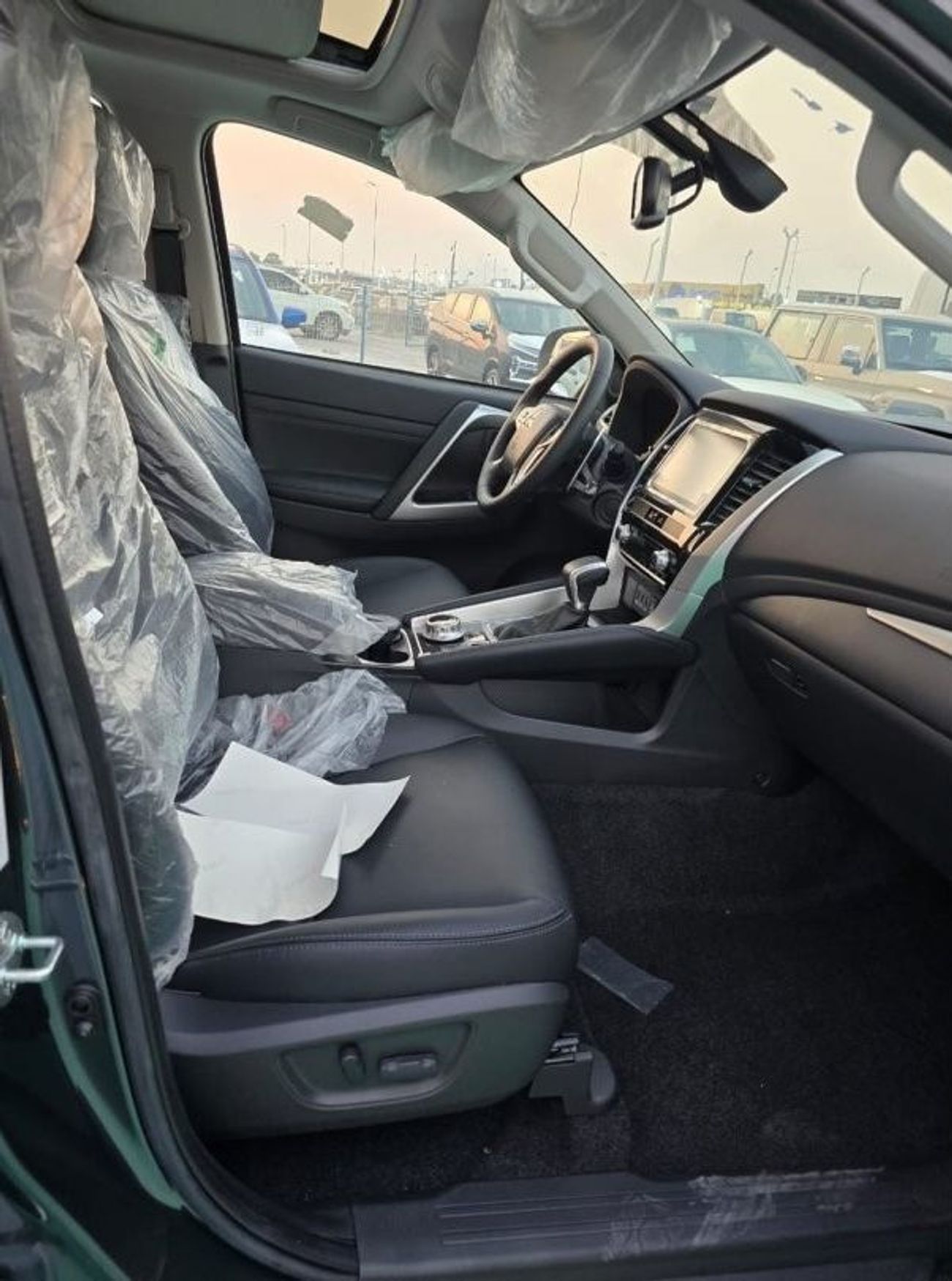 Mitsubishi Pajero Sport 3.0L PETROL 2023 GCC