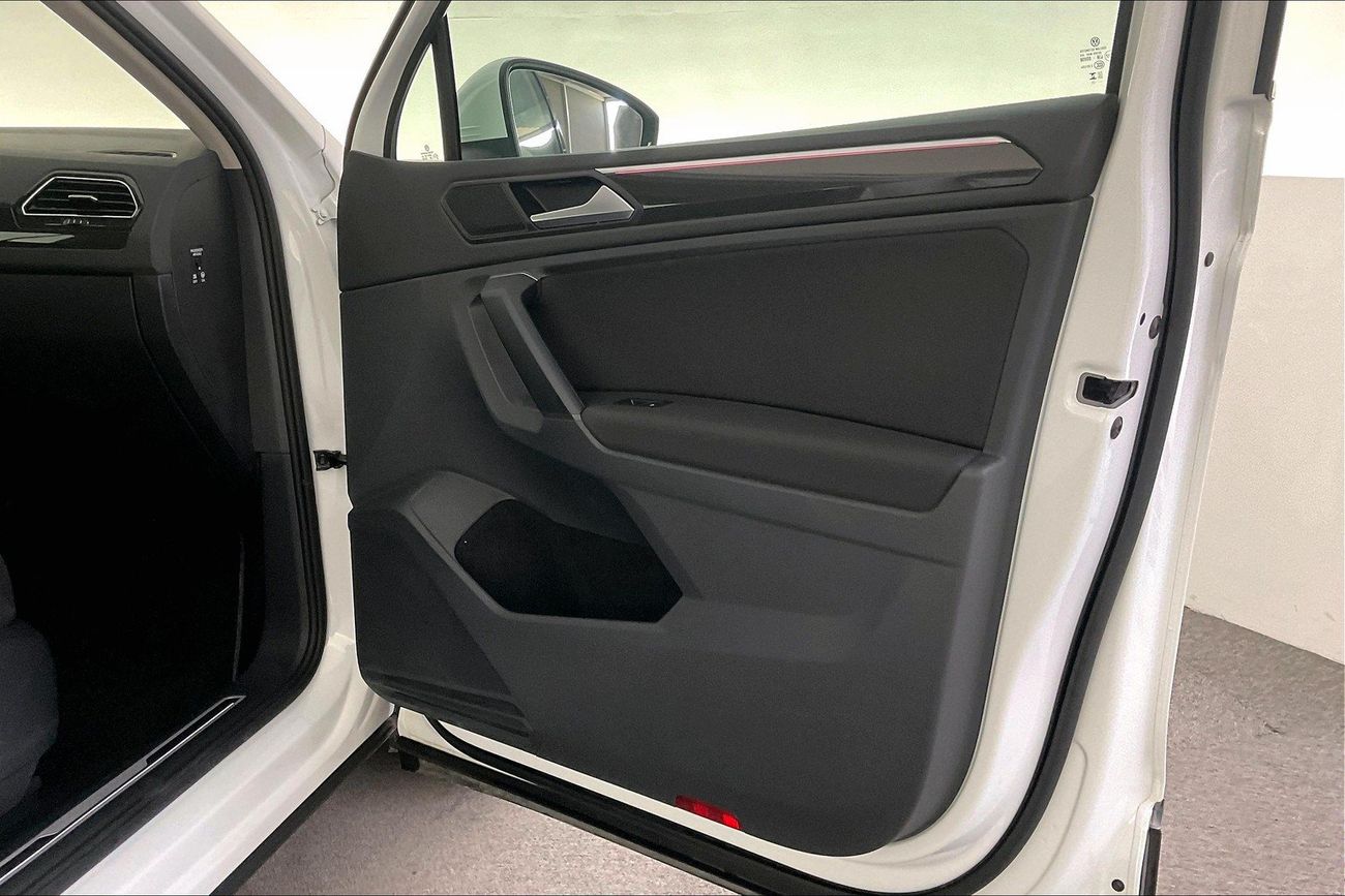 فولكس واجن تيجوان Life | شامل الضمان | 0 ﺪﻔﻋﺓ ﺃﻮﻟﻯ