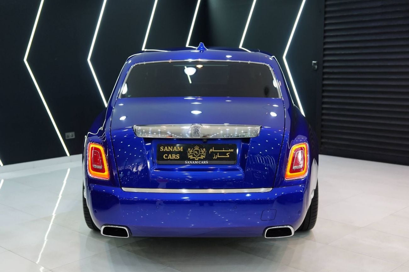 Rolls Royce Phantom Std 6.8L VIII, Bespoke Audio, Rear Entertainment, Brushed Steel Bonnet, GCC Specs!!