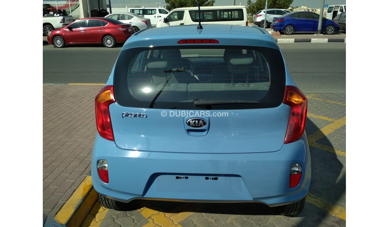 كيا بيكانتو 2015 سماوى خليجى تشيكات وكالة بدون صبغ بدون حوادث ممتازة ماشية قليل