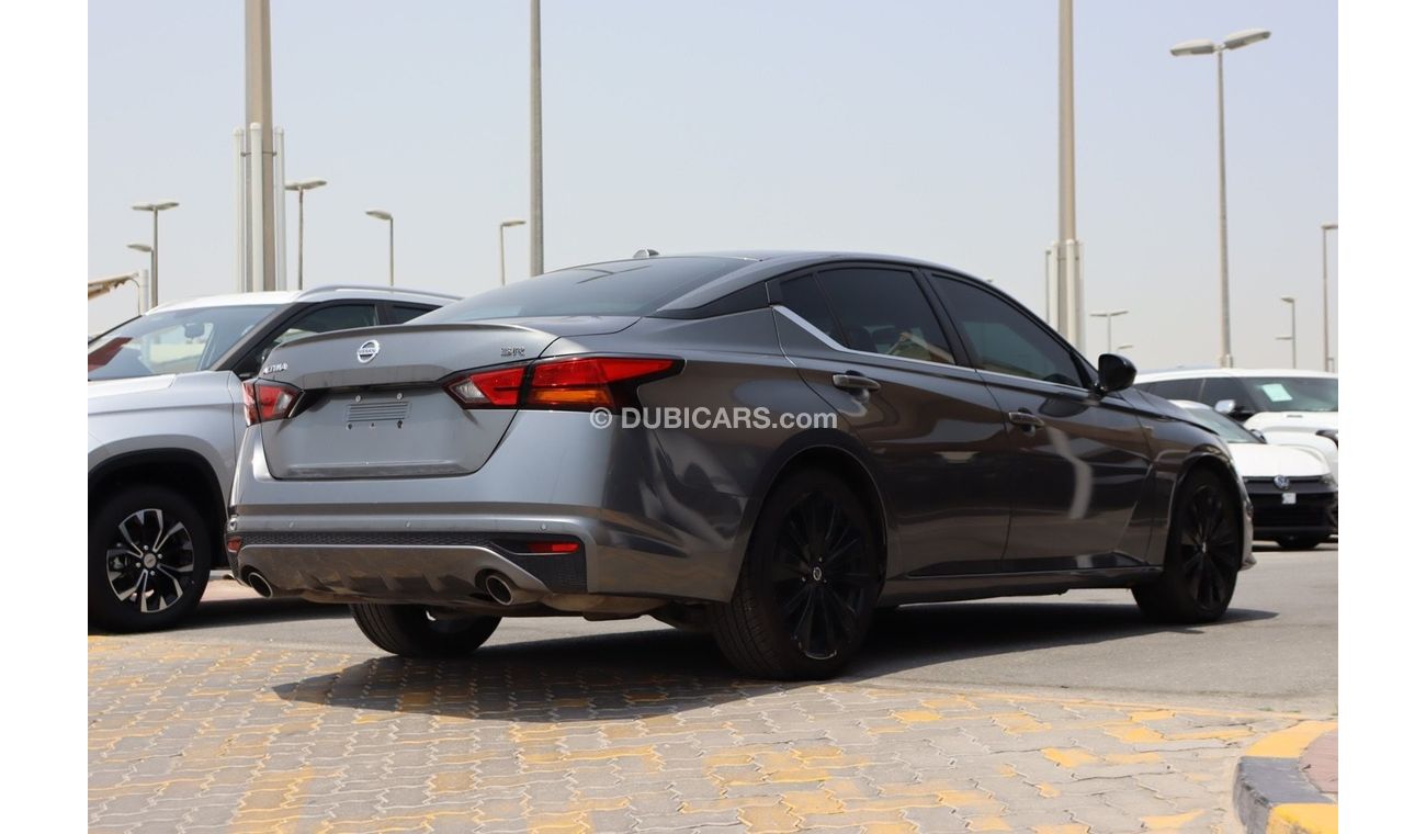 Nissan Altima Sport Nissan Altima SR / 2021 / USA / 2.4L