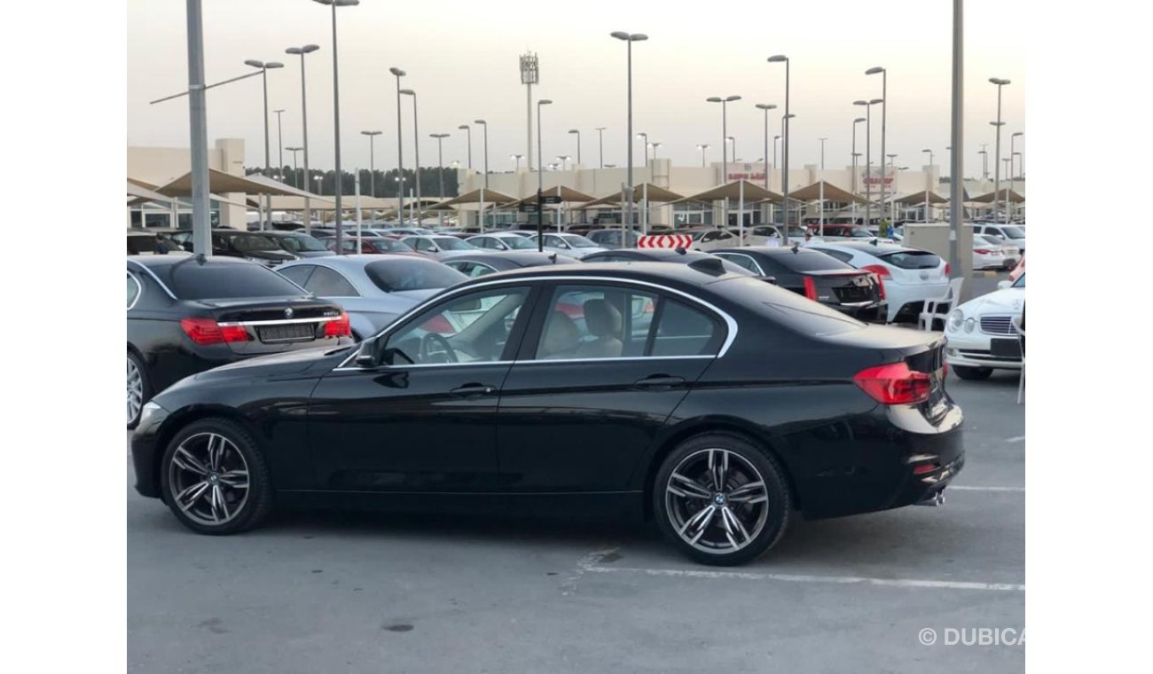 BMW 320i Bmw 320 model 2018 GCC car prefect condition full option sun roof leather seats back camera back air