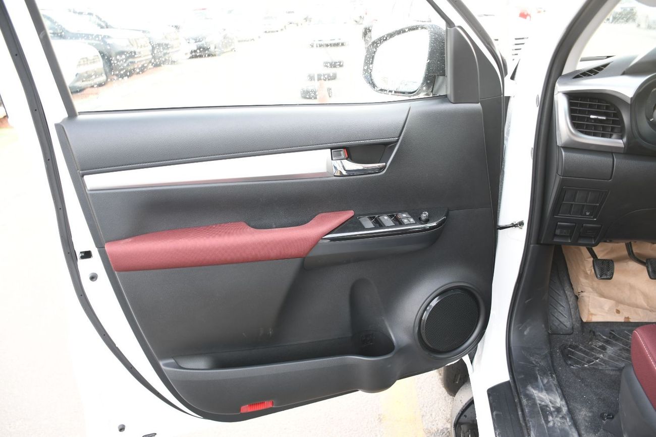 Toyota Hilux 2024 Toyota Hilux 2.7L MT 4x4 Full Option