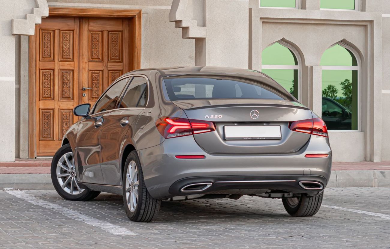 مرسيدس بنز A 220