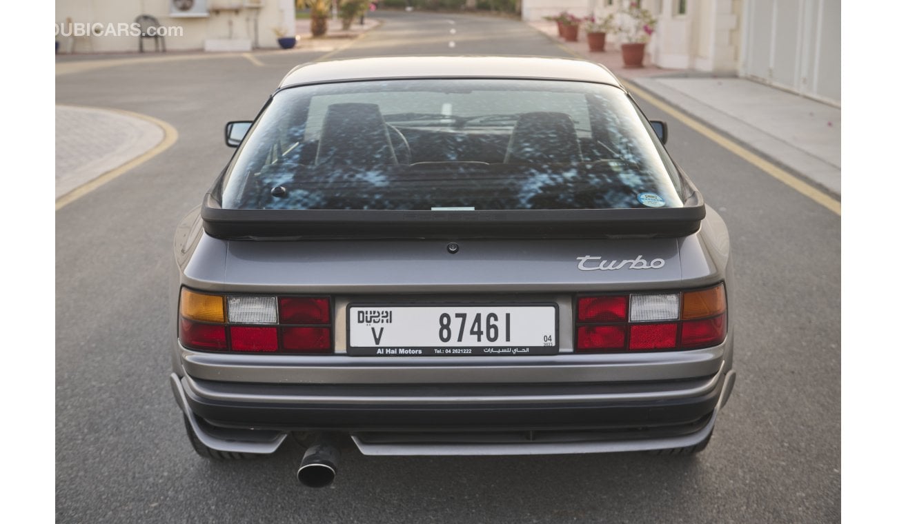 Porsche 944 Turbo