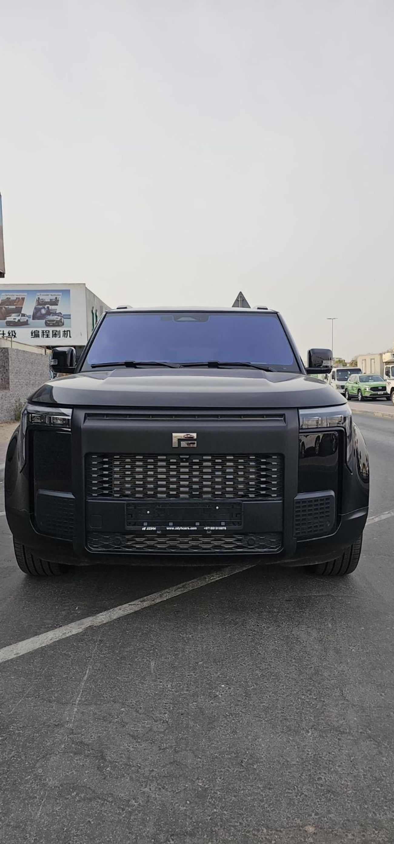 روكس 01 7 SEATERS  SMALL BATTERY ELECTRIC SIDE STEP WITH SPARE TIRE