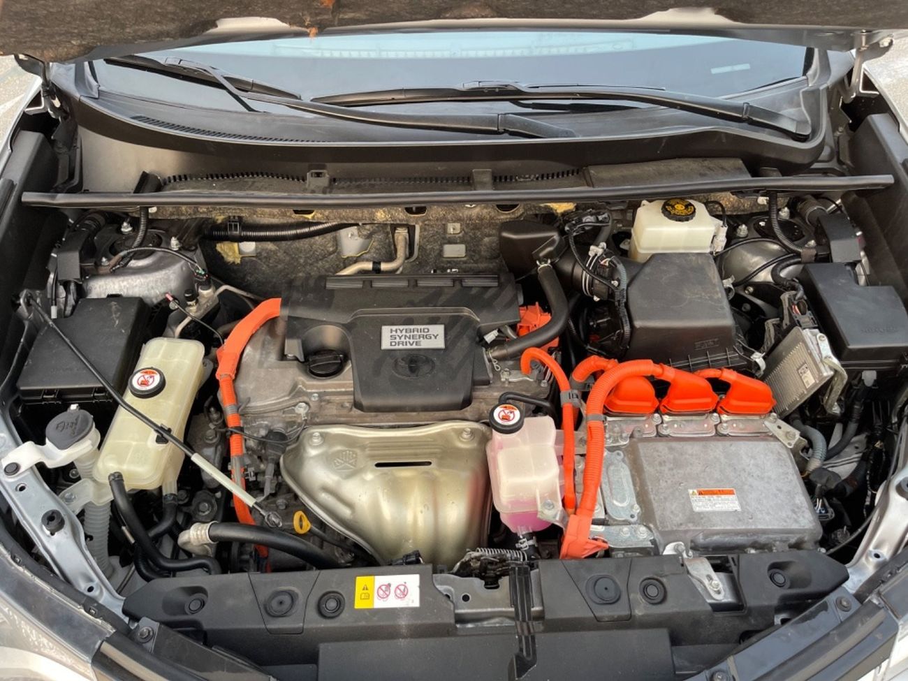 Toyota RAV4 VXR 2017 TOYOTA RAV4 XLE HYBRID IMPORTED FROM USA