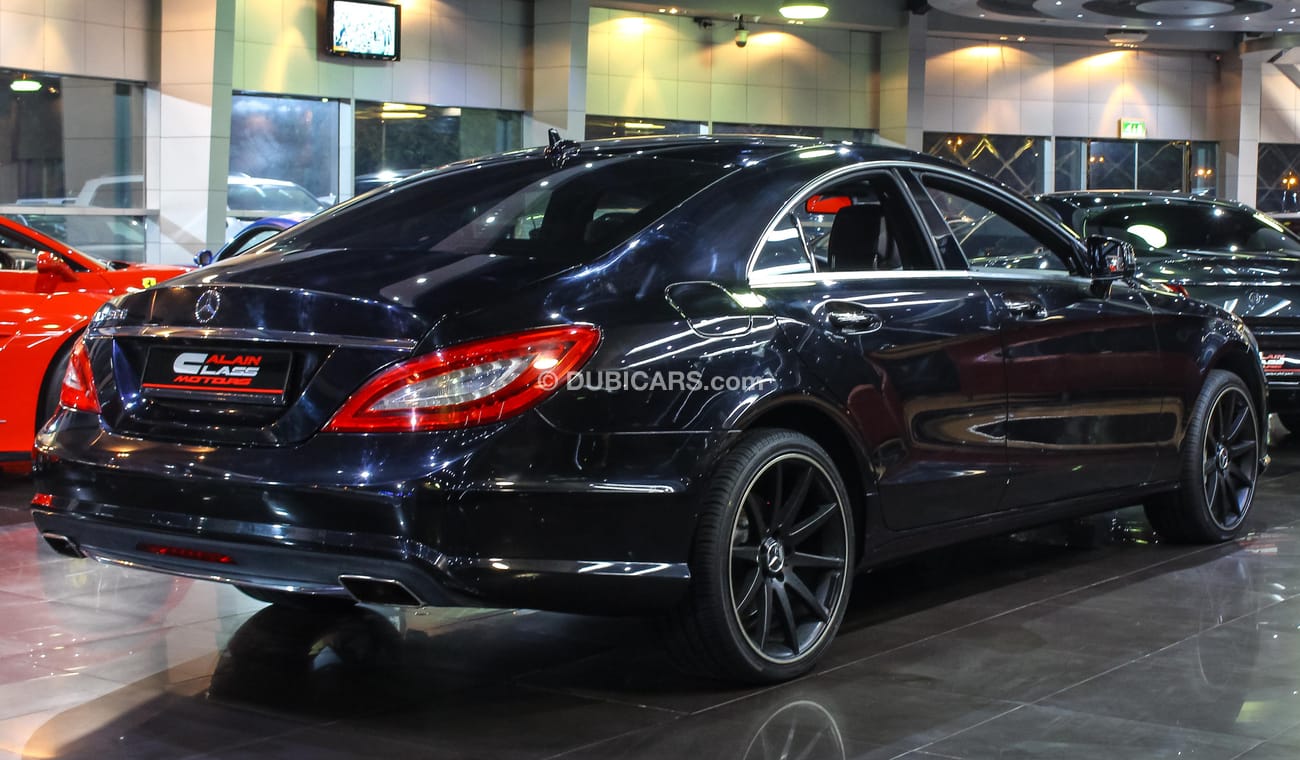 Used Mercedes Benz CLS500 2013 for sale in Dubai - 106432