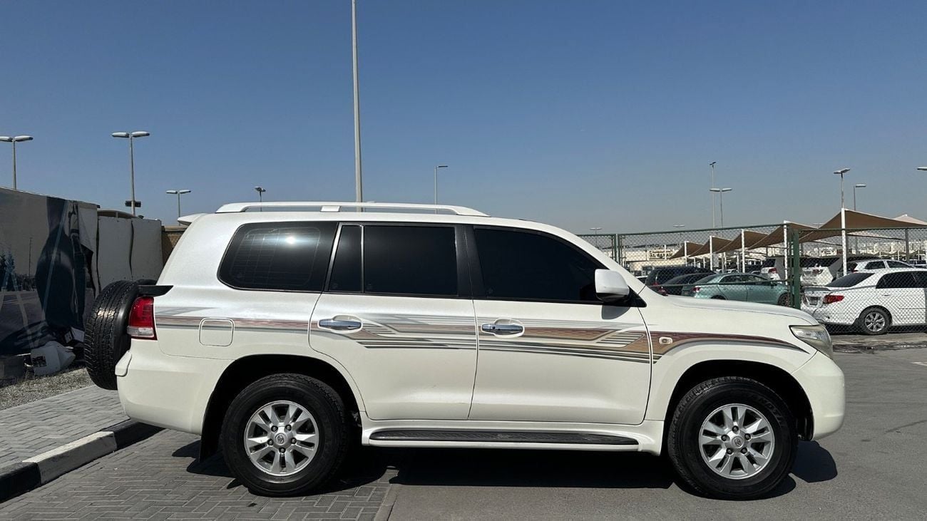 Toyota Land Cruiser GXR V8, Single  Owner original band without accident