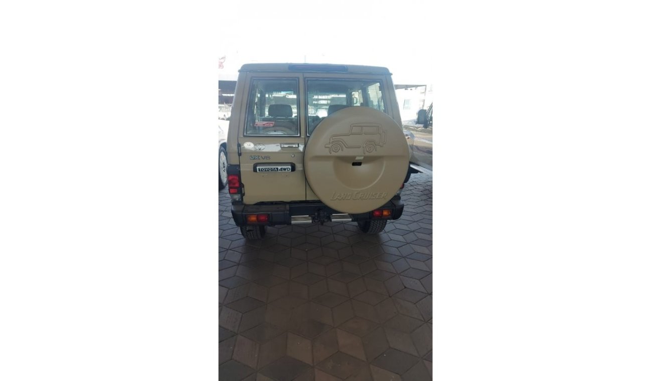 Toyota Land Cruiser 2024 Toyota Land Cruiser LC71 new shape AT over fender diff lock alloy wheels