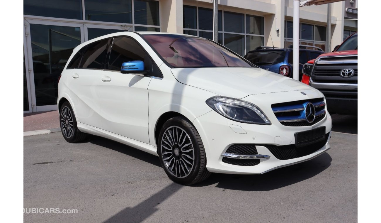 Mercedes-Benz B 250 AED 1,400PM | Mercedes-Benz B250e | 2017 | GCC |