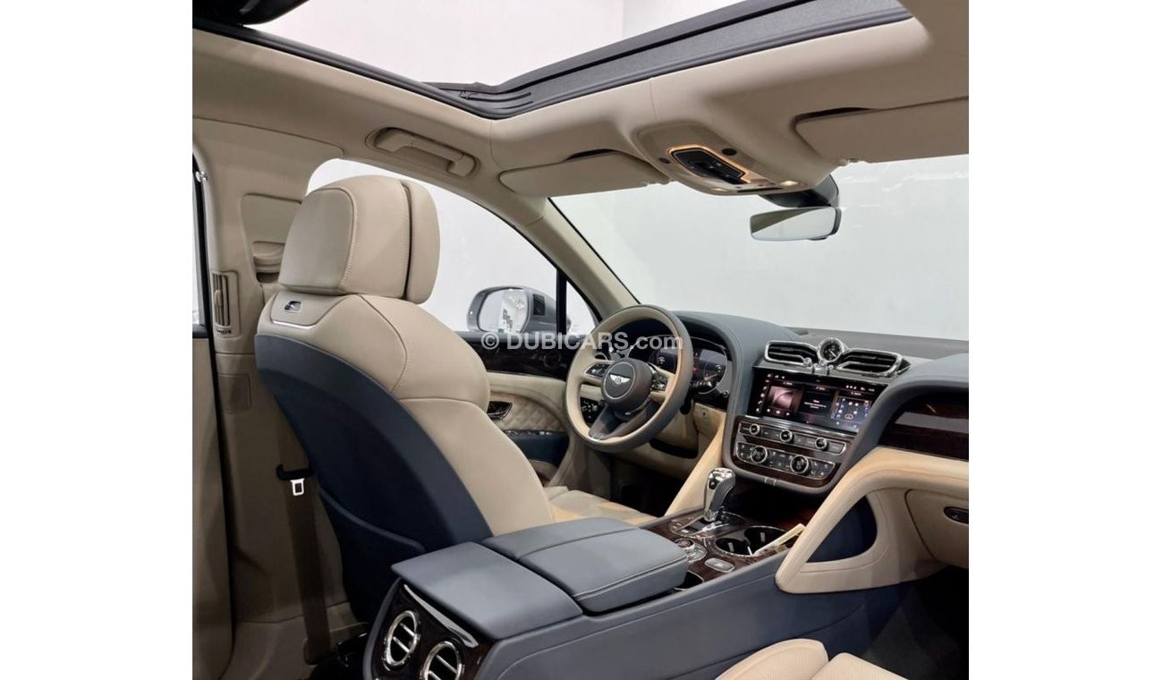 New BRAND NEW 2022 Bentley Bentayga Mulliner V8, Agency Warranty