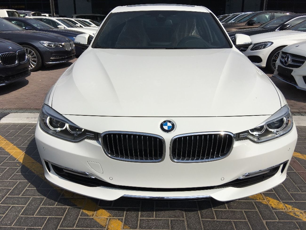 BMW 328i