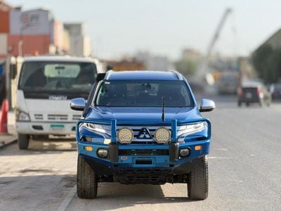 ميتسوبيشي باجيرو سبورت