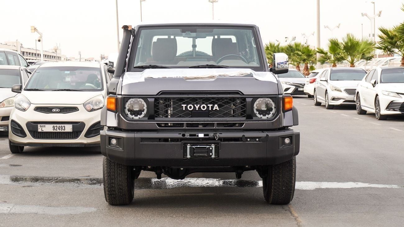 Toyota Land Cruiser Pick Up TOYOTA LC79 PICKUP D/C LX-Z1 4.0L PETROL V6 A/T FULL OPTION 2025 MODEL