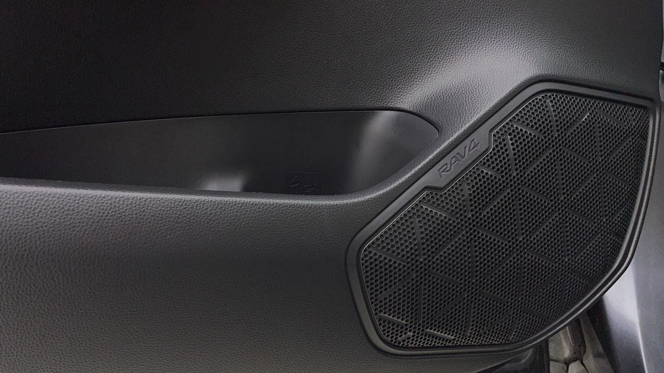 Toyota RAV4 VX HEV 2.5 | Zero Down Payment | Free Home Test Drive