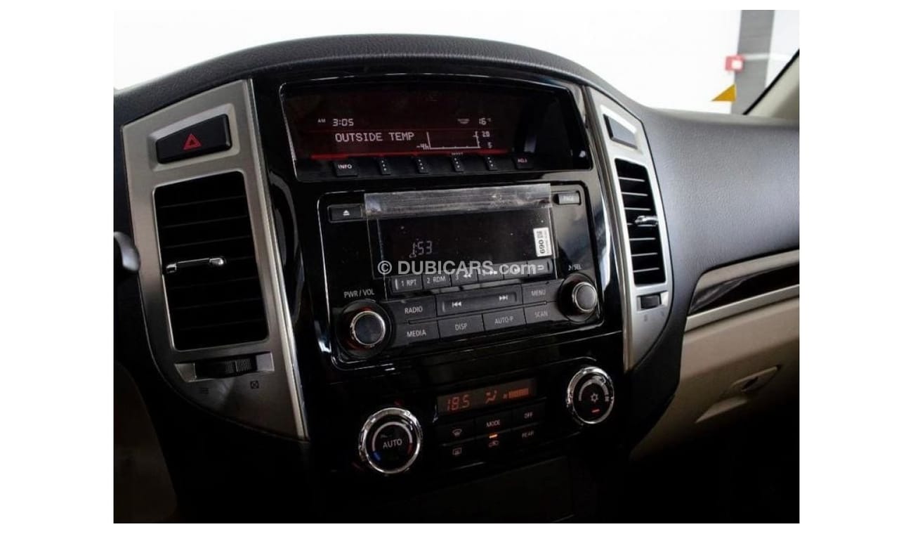 Mitsubishi Pajero 3.5 L V | V6 MODEL 2022