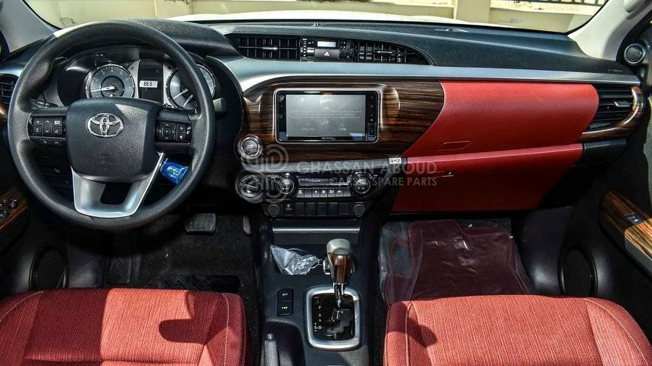 Toyota Hilux Toyota Hilux, 2.7L,4x4, Petrol, MY2025