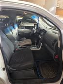 Nissan Pathfinder 4.L Engine - GCC Specs - New 5 Tires and Battery - Well Maintained