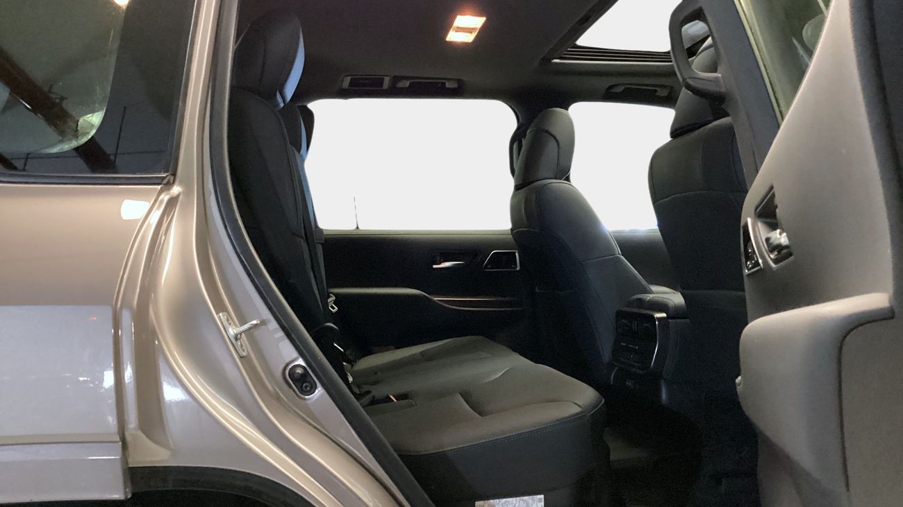 Toyota Land Cruiser GXR | upto AED 20,000 Ramadan Discount | Guaranteed Warranty | 0 Down Payment