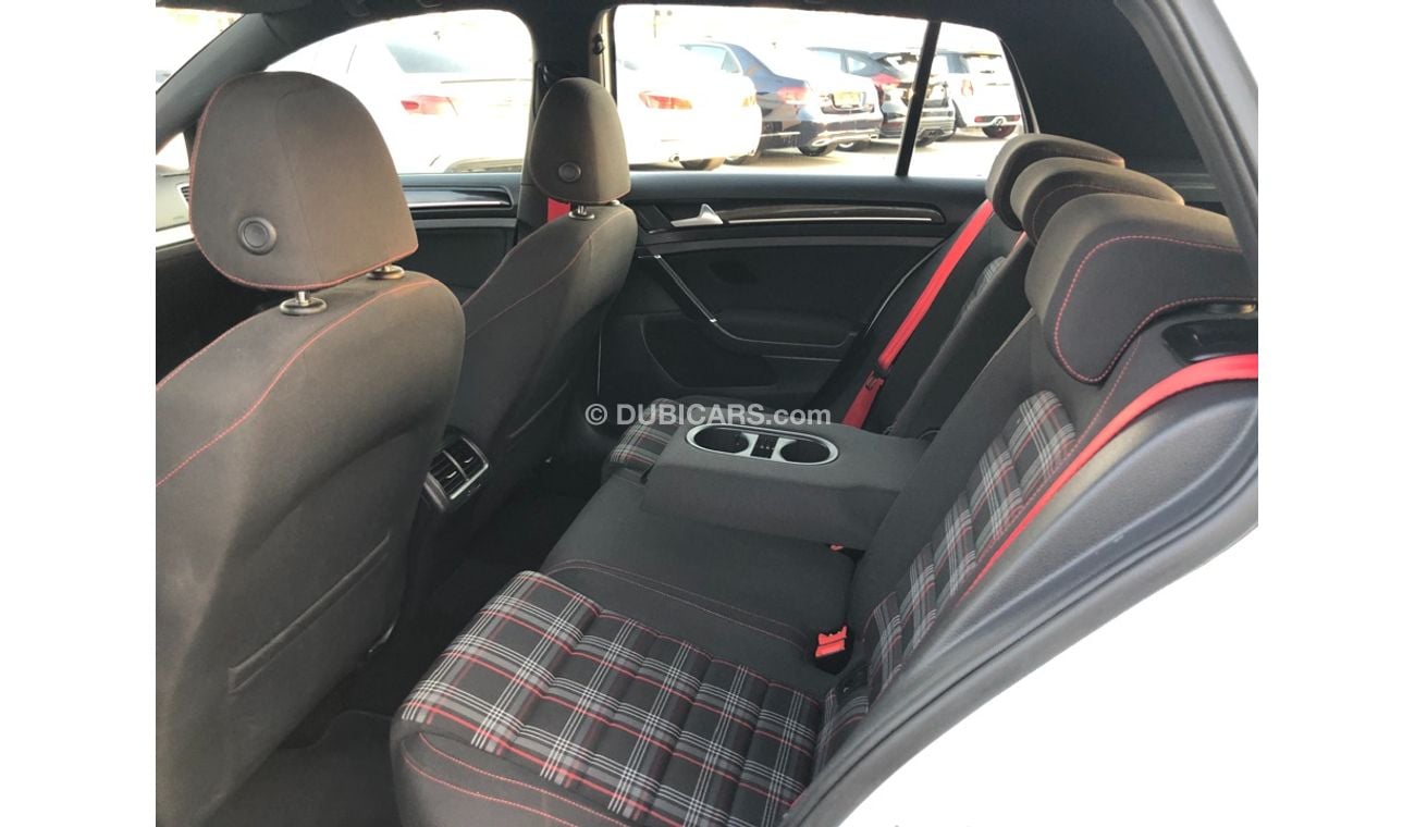 Volkswagen Golf Volex wagan GTI MODEL 2015 GCC car perfect condition full option panoramic roof back camera full el