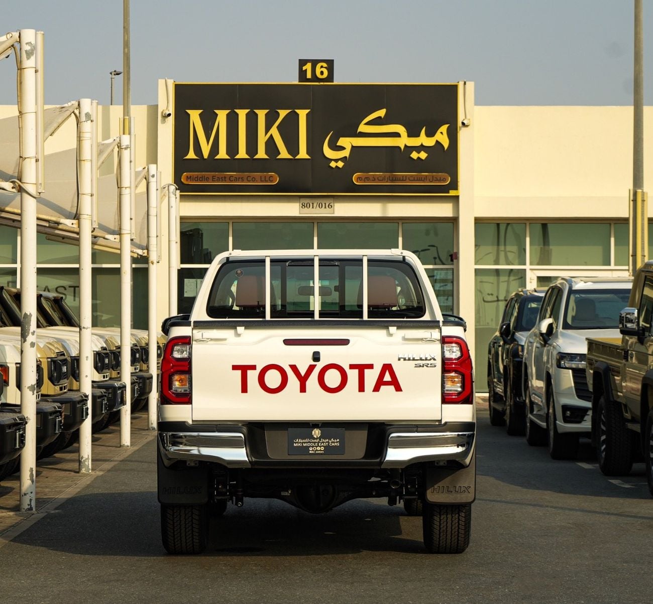 تويوتا هيلوكس Hilux 2.7 Automatic Full 2024