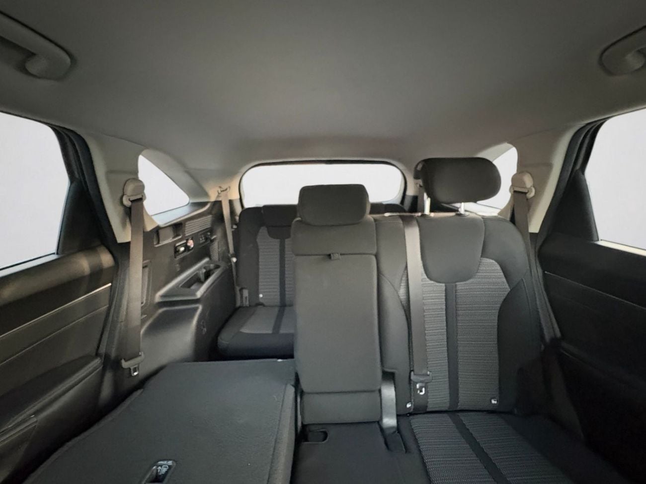 Kia Sorento AED 1,350 P.M | 0% DOWN PAYMENT | KIA SORENTO | 2.5L I4 | AGENCY WARRANTY | FULL AGENCY SERVICE HIST