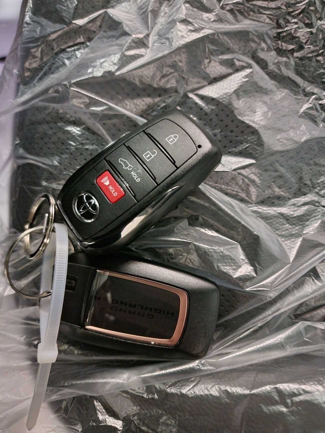 تويوتا جراند هايلاندر PLATINUM  HYBRID (Canadian spec)