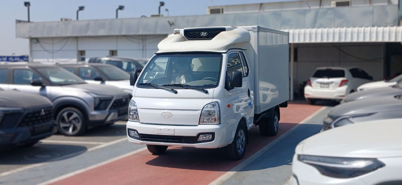 Hyundai H 100 Hyundai H100 2.6L Diesel MT Box 2026YM