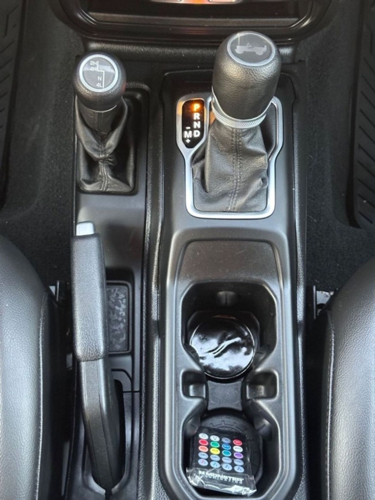 جيب رانجلر Unlimited Sport 3.6L A/T