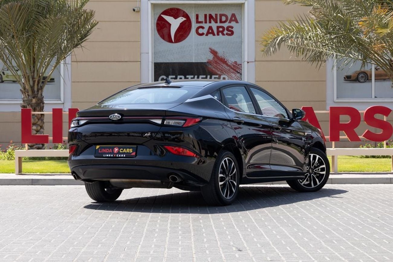 JAC J7 JAC J7 2023 GCC under Agency Warranty with Flexible Down-Payment.