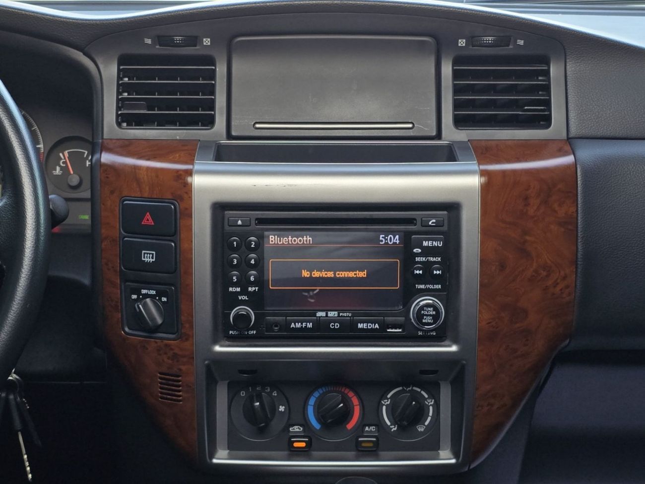 Nissan Patrol Safari GL 4.8L A/T (7 Seater) NISSAN PATROL SAFARI 2019 GCC ORGINAL PAINT // ACCIDENT FREE // PERFECT CONDI