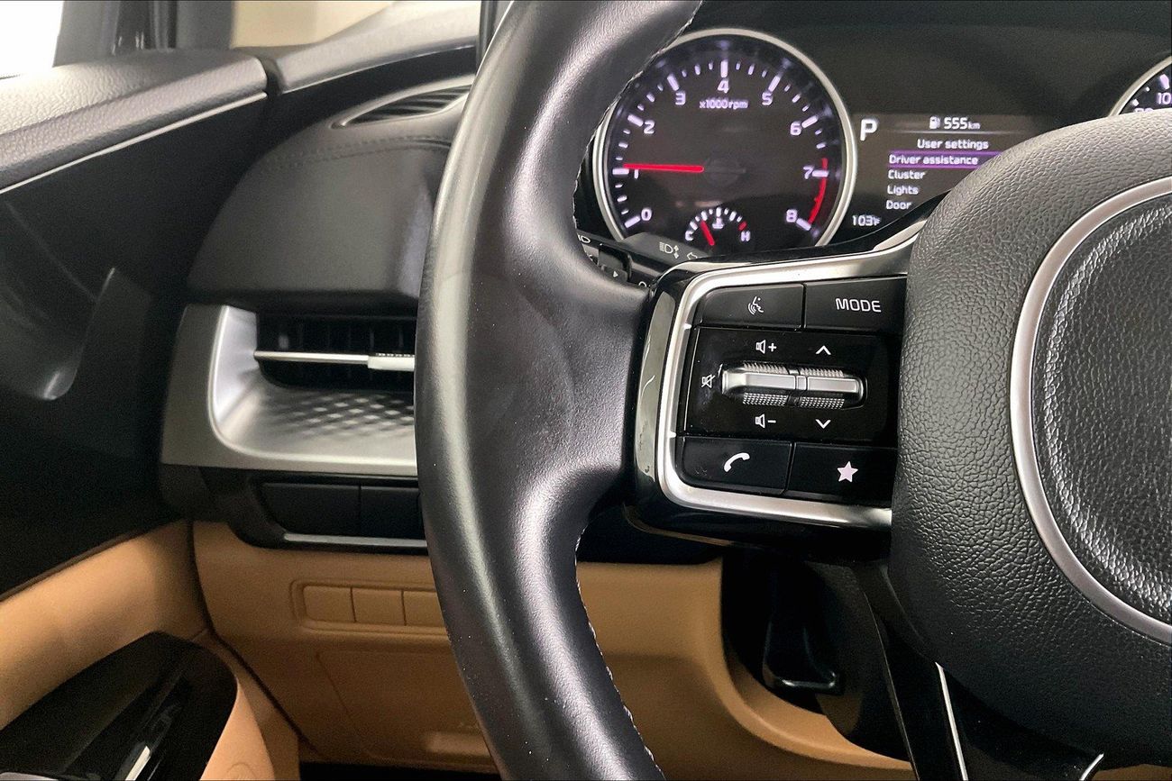 Kia Carnival EX STD | Guaranteed Warranty | 0 Down Payment