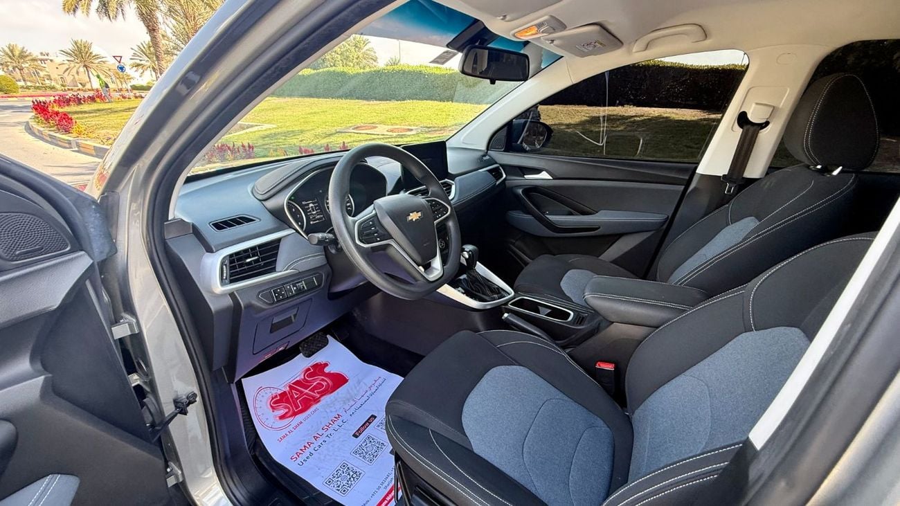 Chevrolet Captiva LS 1.5L (149 HP) (5 Seater)