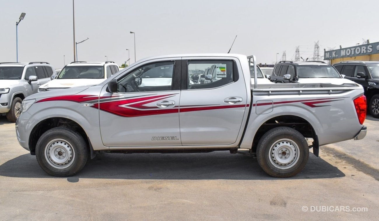 نيسان نافارا SE  2.5L Diesel  M/T