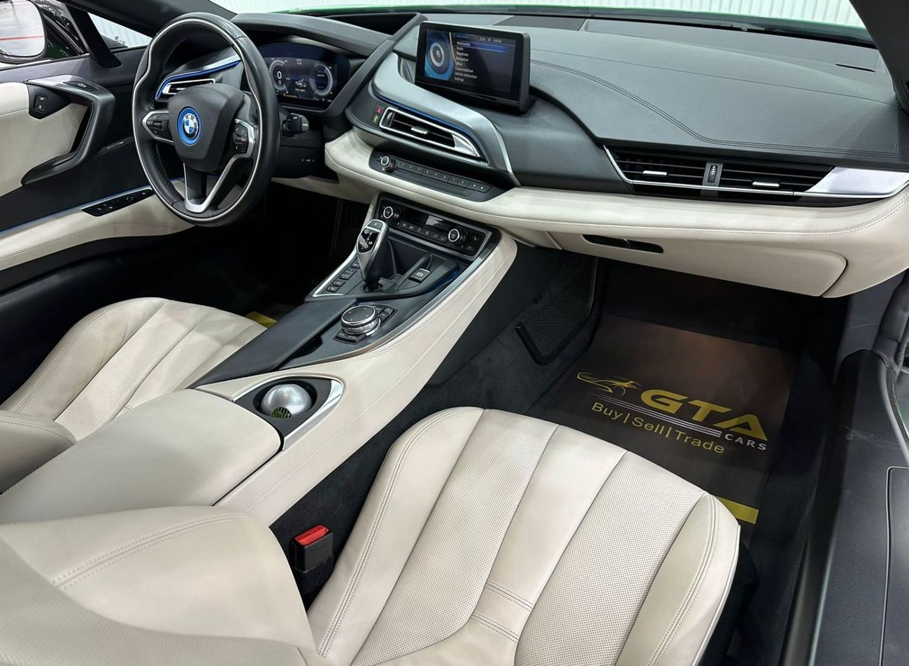 BMW i8 Std 2016 BMW i8, OCT 2026 AGMC Service Contract, Full Service History, GCC